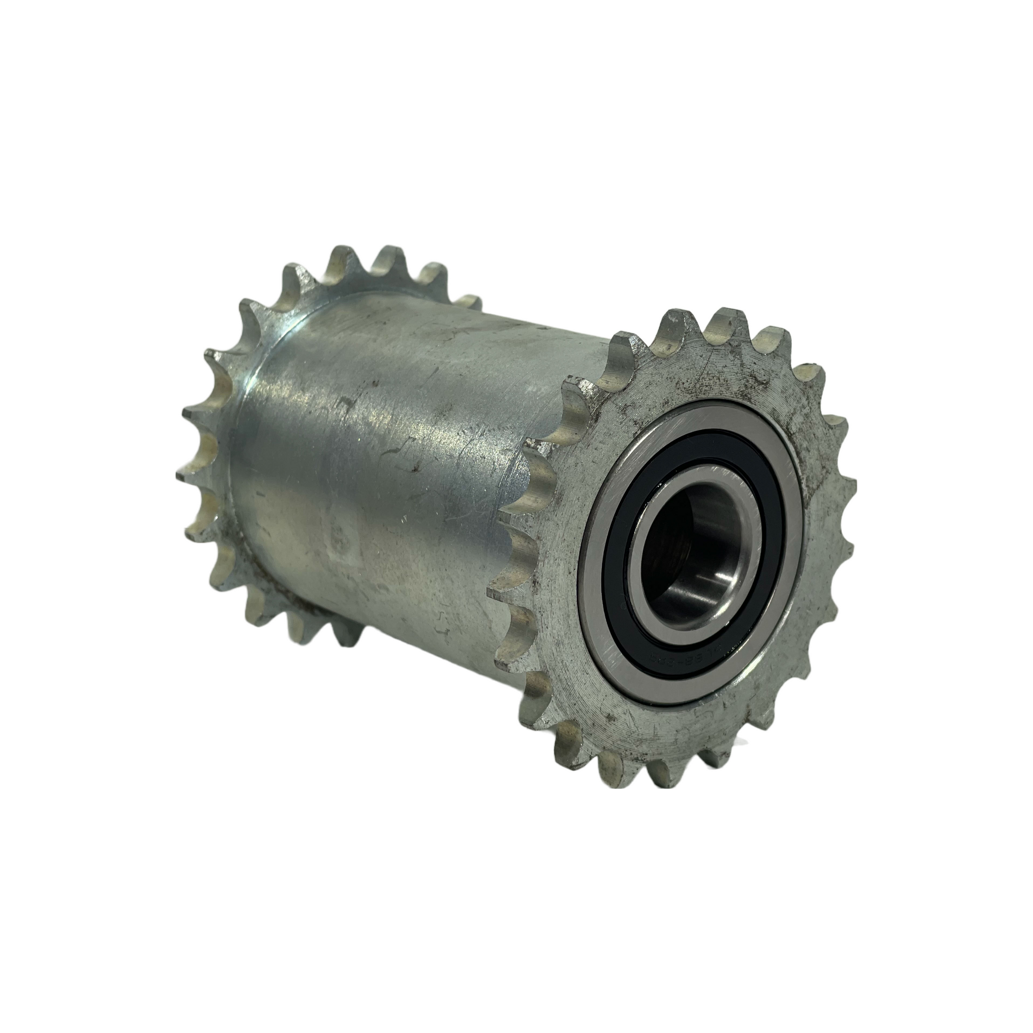 Industrial sprocket clutch assembly with twin chain wheels