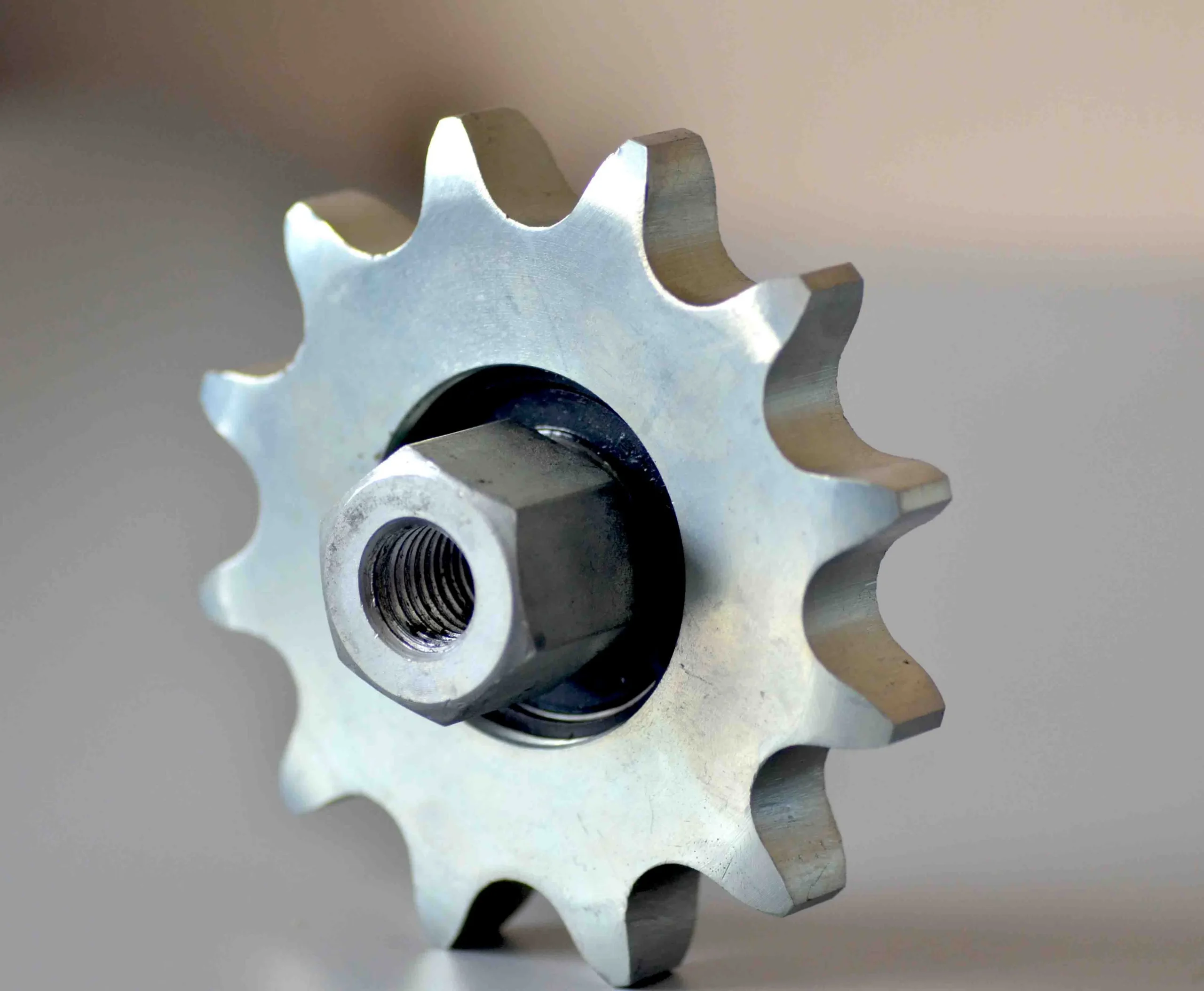 Industrial conveyor chain sprocket
